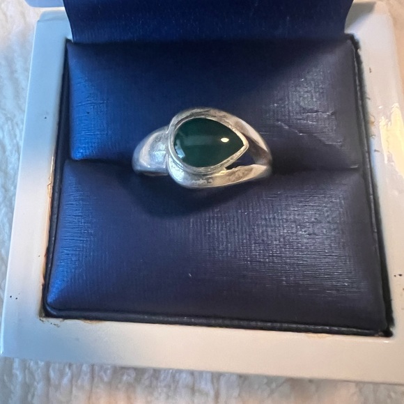 Vintage Sterling .925 Chalcedony Ring - Picture 8 of 8